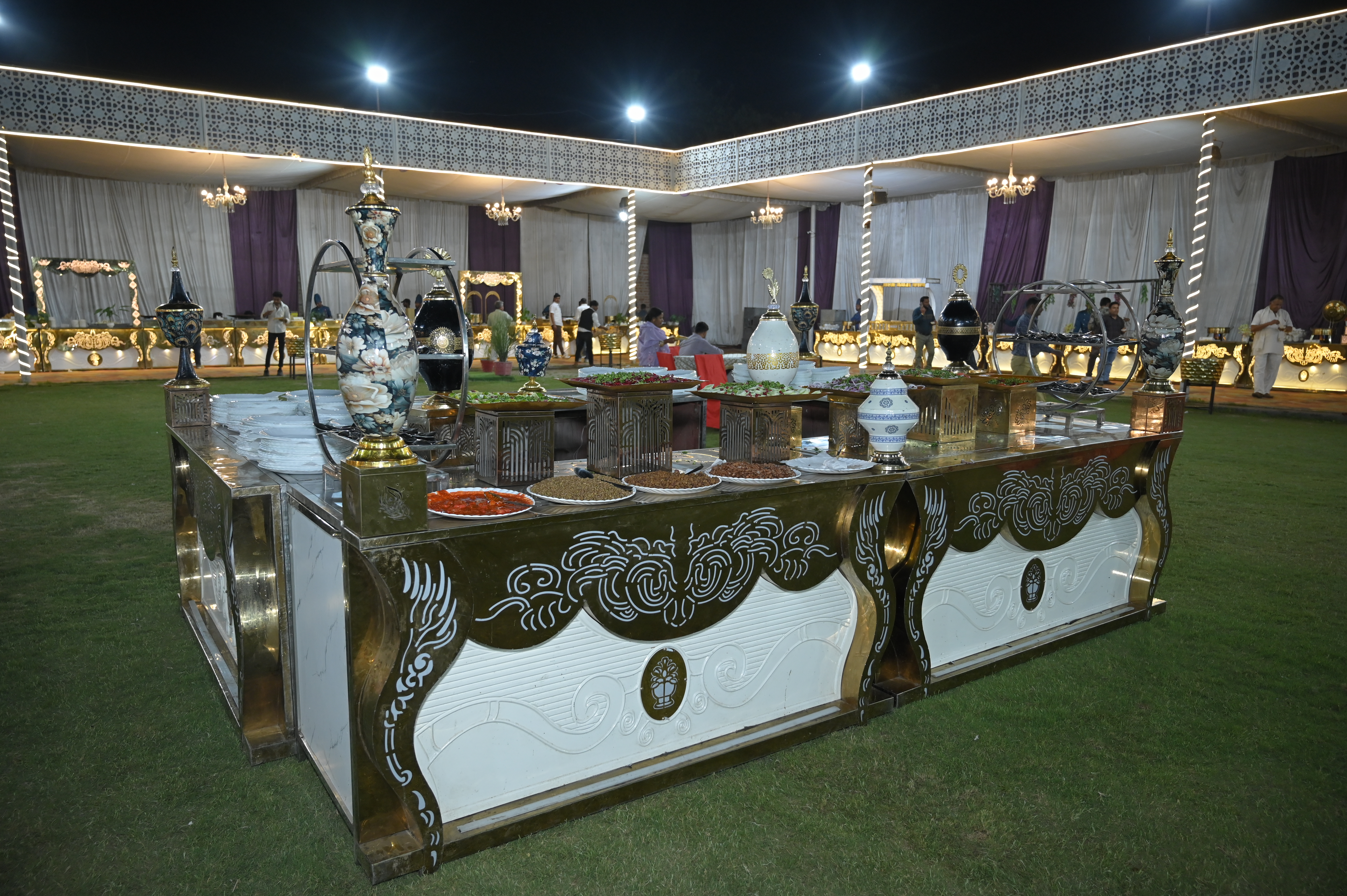 Food counter at Ramji Mandapam
